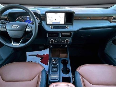 Used 2024 Ford Maverick Lariat image 9