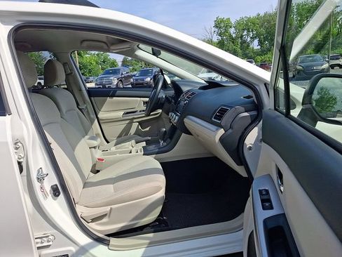 Used 2015 Subaru Crosstrek 2.0i Premium AWD/4WD image 40