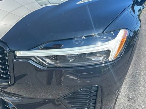 Certified 2024 Volvo XC60 B5 Plus w/ Protection Package Premier AWD/4WD image 7