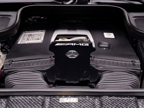 Used 2024 Mercedes-Benz GLS 63 AMG 4MATIC image 84