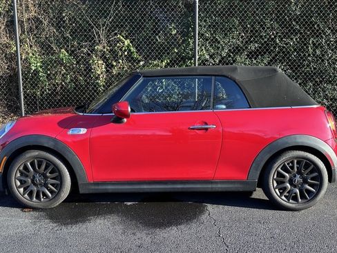 Used 2020 MINI Cooper S image 10