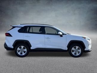 Used 2019 Toyota RAV4 XLE video 2