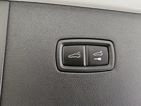Certified 2026 Porsche Cayenne Coupe AWD/4WD image 31