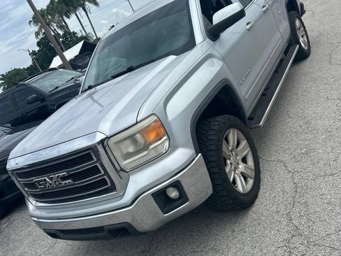 Used 2014 GMC Sierra 1500 SLE w/ SLE Value Package RWD image 3