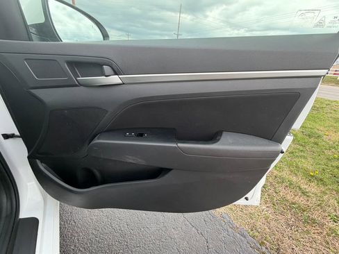 Used 2020 Hyundai Elantra SEL w/ Cargo Package (C1) image 19