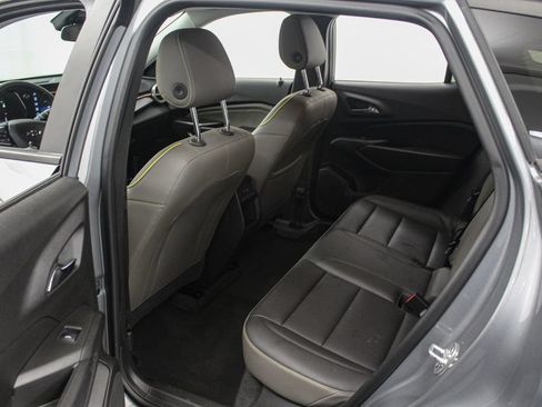 Used 2025 Chevrolet Trax ACTIV w/ Driver Confidence Package FWD image 20