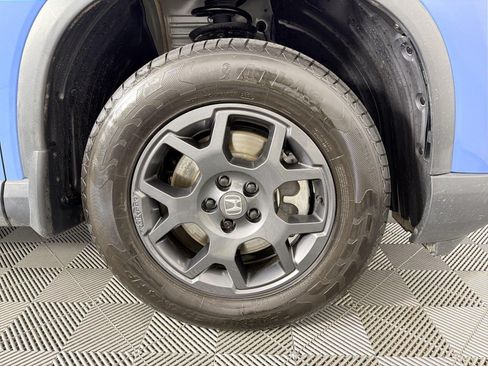 Used 2023 Honda Pilot TrailSport image 10