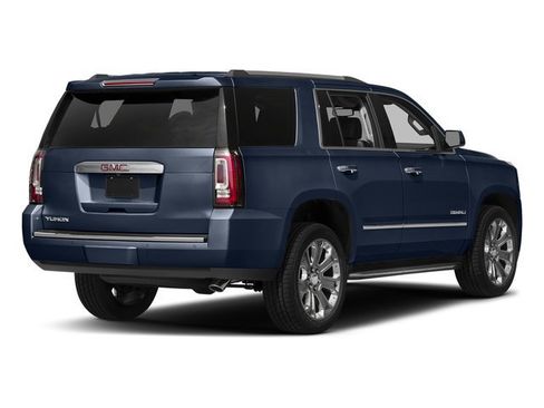 Used 2018 GMC Yukon Denali w/ Denali Ultimate Package AWD/4WD image 2