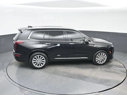 Used 2020 Cadillac XT6 Premium Luxury FWD image 22