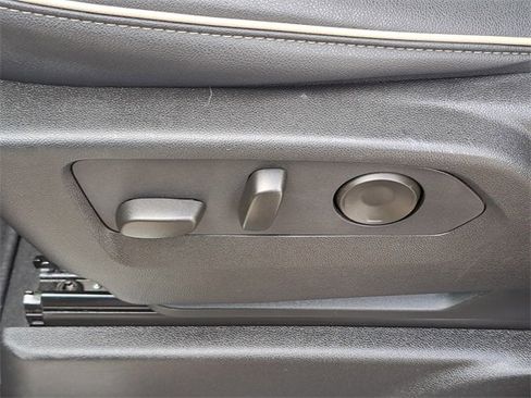 Used 2024 Chevrolet Tahoe Premier image 21