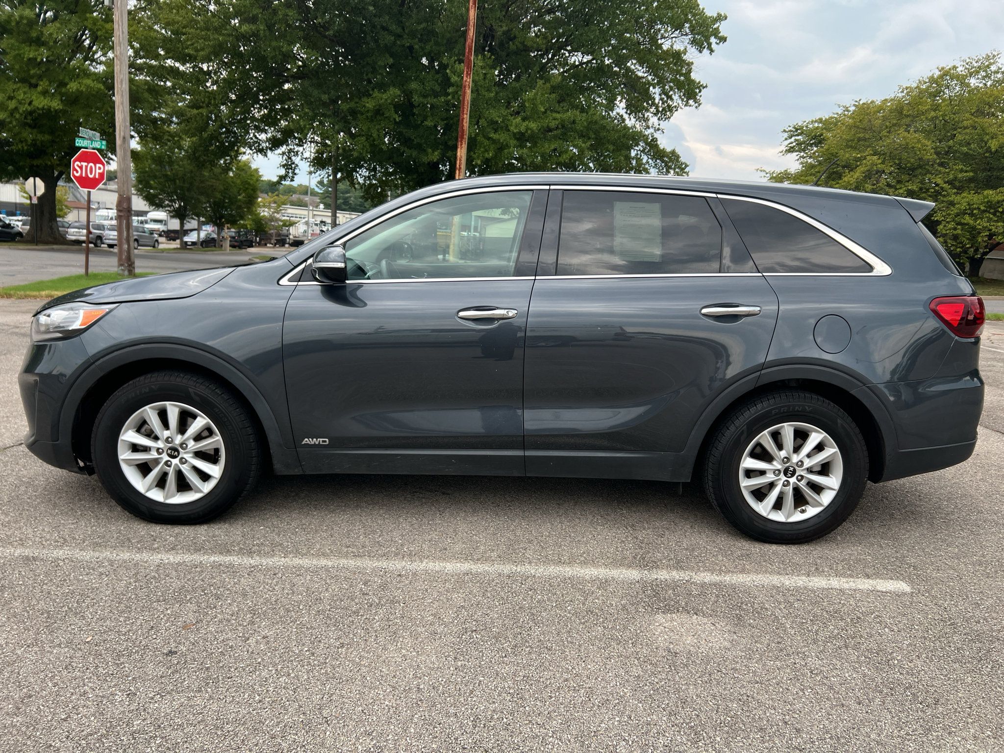 Used 2020 Kia Sorento AWD V6 image 6