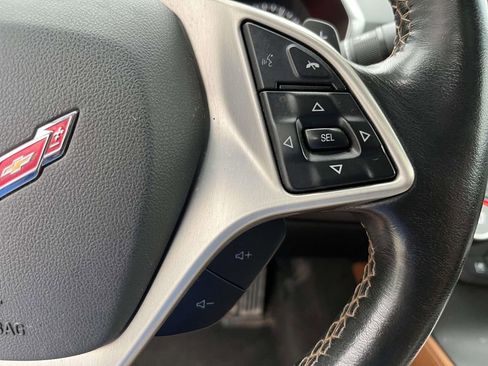 Used 2015 Chevrolet Corvette Z06 w/ 3LZ Preferred Equipment Group image 17