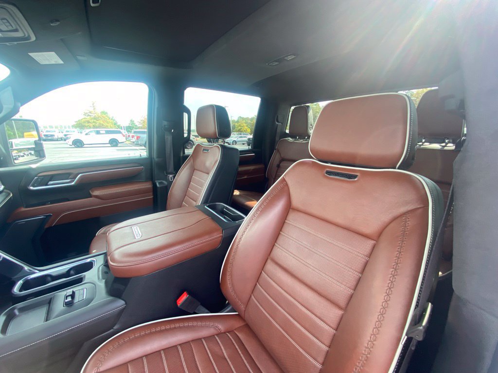 Used 2024 GMC Sierra 2500 Denali Ultimate AWD/4WD image 21