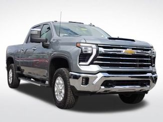 Used 2024 Chevrolet Silverado 2500 LTZ w/ LTZ Convenience Package AWD/4WD video 1