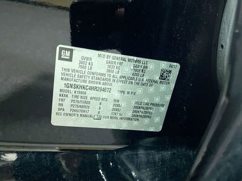 Used 2017 Chevrolet Suburban LT image 38