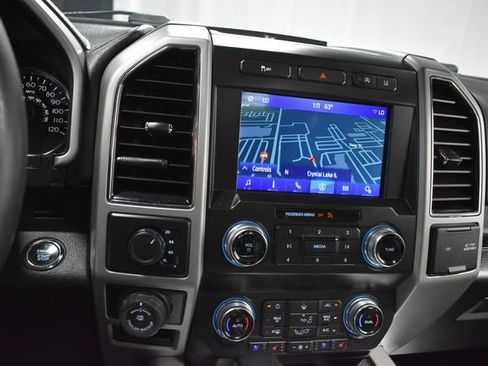 Used 2020 Ford F150 Lariat w/ Equipment Group 502A Luxury AWD/4WD image 19