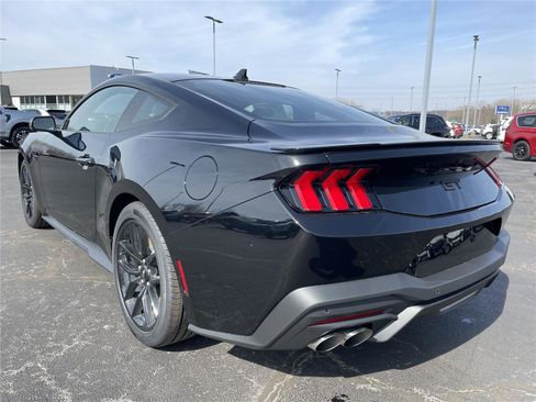 New 2026 Ford Mustang GT Premium RWD image 5