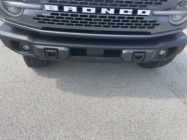 Used 2025 Ford Bronco Badlands AWD/4WD image 4