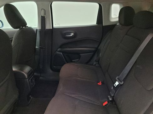 Used 2018 Jeep Compass Sport w/ Tech Group AWD/4WD image 18