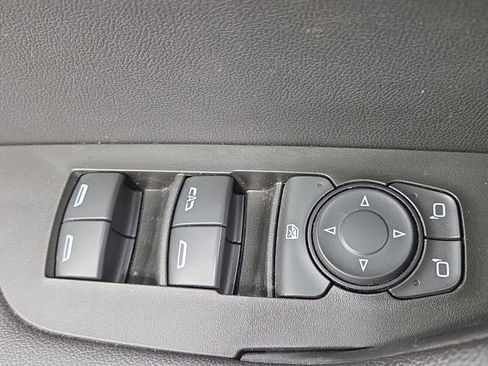 Used 2020 Chevrolet Blazer LT image 29