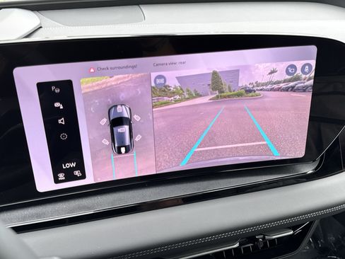 New 2027 Audi Q6 e-tron Premium Plus AWD/4WD image 23