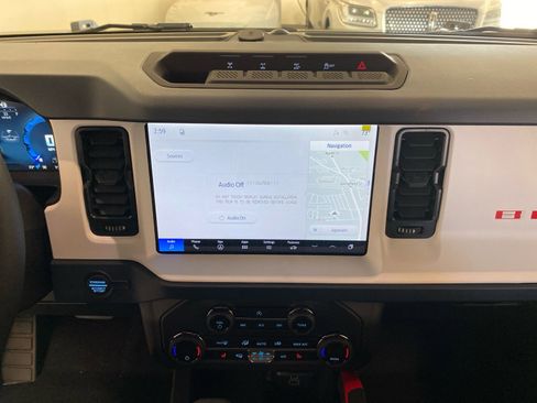 New 2026 Ford Bronco Heritage Edition AWD/4WD image 28
