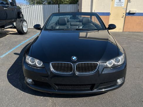 Used 2011 BMW 335i Convertible RWD image 2