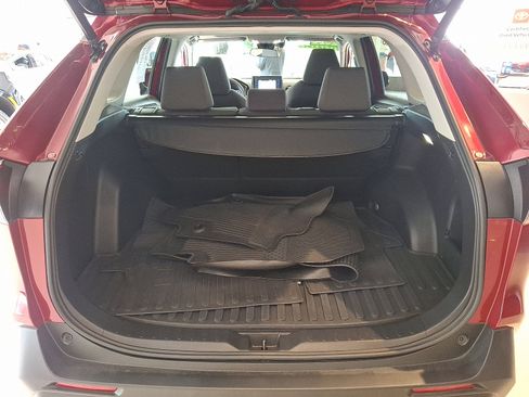 Certified 2022 Toyota RAV4 XLE image 28