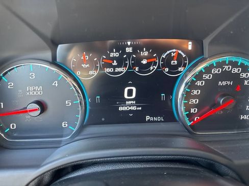 Used 2017 Chevrolet Tahoe LT w/ Luxury Package AWD/4WD image 16