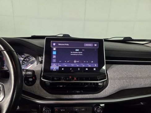 Certified 2022 Jeep Compass Latitude image 19