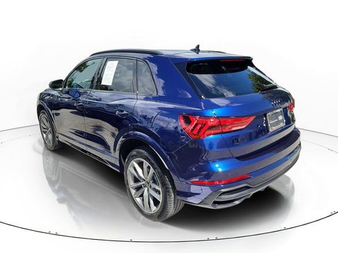 Used 2025 Audi Q3 2.0T Premium w/ Black Optic Sport Package AWD/4WD image 3