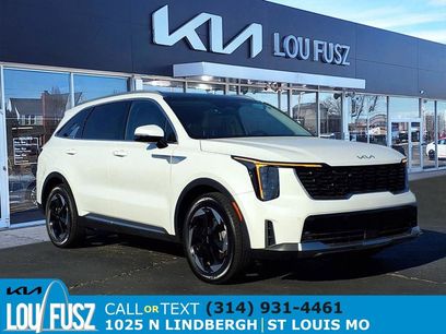 Used 2025 Kia Sorento EX