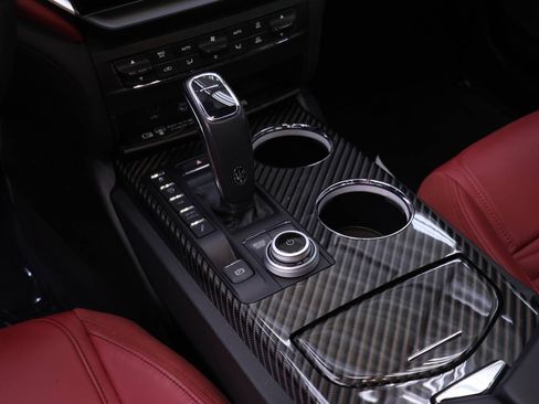 Used 2023 Maserati Ghibli Trofeo RWD image 17