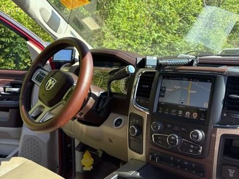 Used 2014 RAM 2500 Laramie w/ HD Snow Plow Prep Group image 22