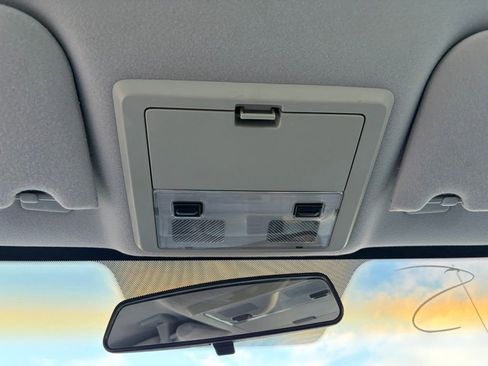 Used 2005 Ford Five Hundred SE image 20