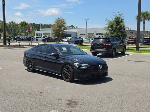 Used 2021 Volkswagen Jetta GLI FWD image 3