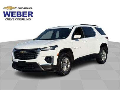 Used 2023 Chevrolet Traverse LT