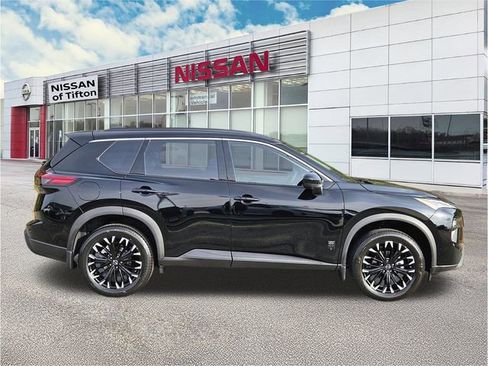 New 2026 Nissan Rogue SV image 3