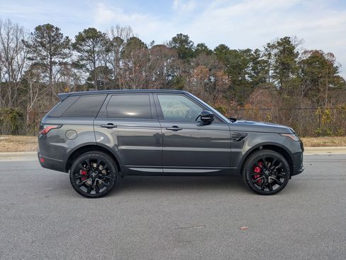 Used 2020 Land Rover Range Rover Sport HST image 4