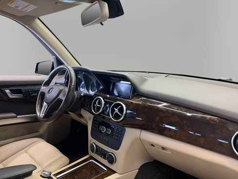 Used 2015 Mercedes-Benz GLK 350 2WD w/ Appearance Package image 17
