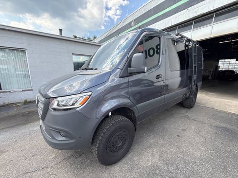 Used 2023 Mercedes-Benz Sprinter 2500 image 1