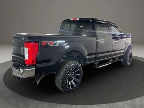 Used 2018 Ford F250 Lariat w/ Chrome Package AWD/4WD image 10