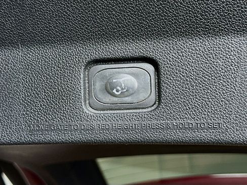 Used 2017 Ford Explorer Limited w/ Equipment Group 301A image 32