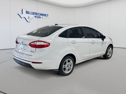 Used 2019 Ford Fiesta SE FWD image 5
