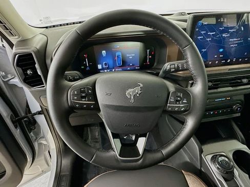 New 2026 Ford Bronco Sport Outer Banks w/ Outer Banks Tech Package+ AWD/4WD image 11