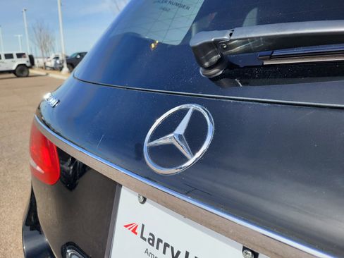 Used 2019 Mercedes-Benz GLC 300 image 21
