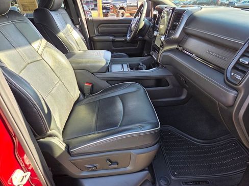 Used 2024 RAM 2500 Limited AWD/4WD image 21