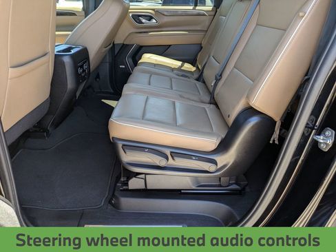 Used 2024 Chevrolet Suburban Premier AWD/4WD image 24