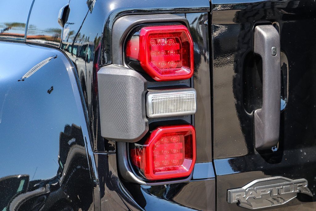 New 2026 Ford Bronco Raptor AWD/4WD image 11