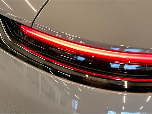 Used 2023 Porsche 911 Carrera RWD image 29